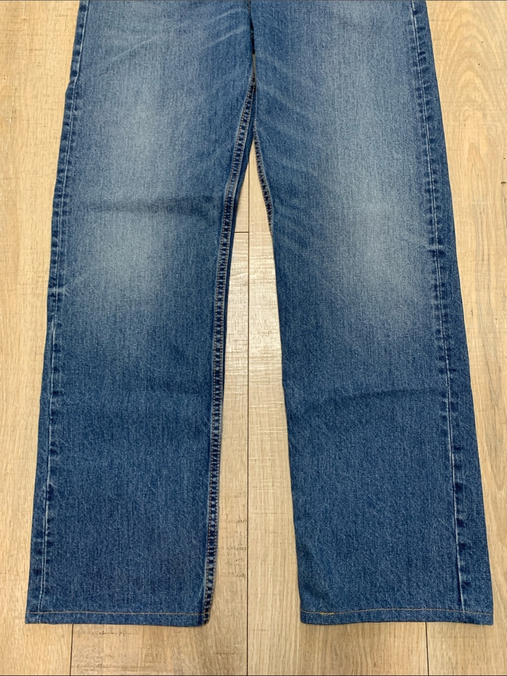 Zara Classic Blue Denim Jeans with contrast Gold Stitching - Picture 3 of 8